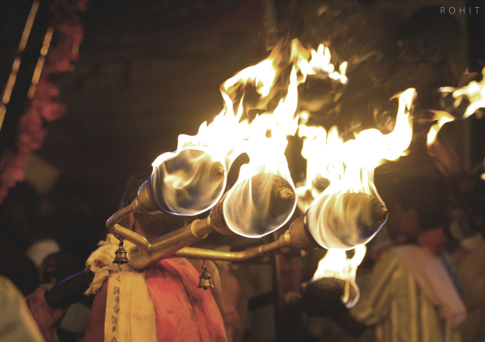 Photo of Lord Shiva, Fireworks And Drum Concerts Make This Festival in Kerala Worth A Visit by Suprita Mitter