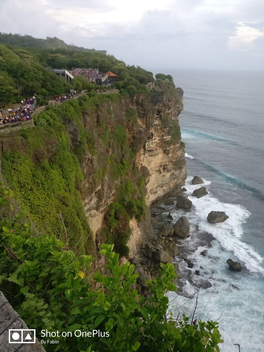 Photo of Uluwatu Temple, Pecatu, Badung Regency, Bali, Indonesia by Jul Sharlin