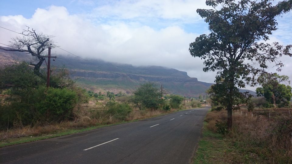 Photo of 30 days of FLY - Visit to Purushwadi by Neeraj & Shraddha