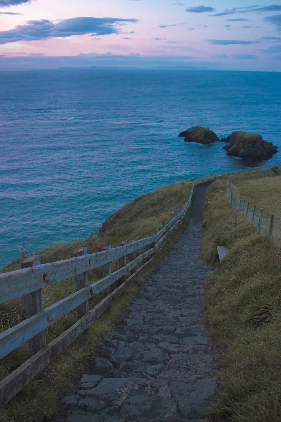 Photo of Carrick-a-Rede Rope Bridge, Ballycastle, Northern Ireland, UK by Vishakha Jain