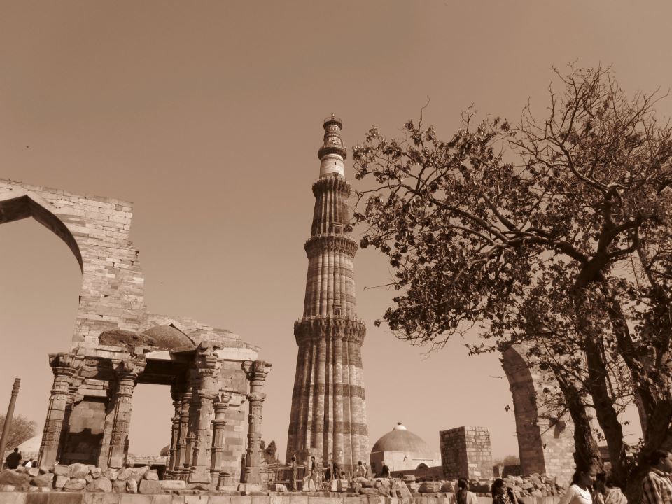 Photo of Qutub Minar- Through my Eyes 4/21 by Shayaan Ahmad Noori