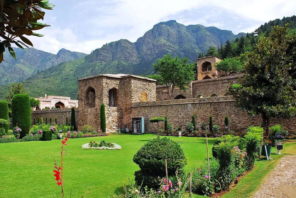 Photo of Shalimar Bagh, Shalimar, Rainawari, Srinagar by Priya Pareek