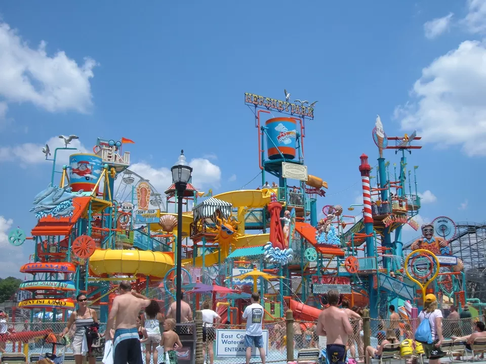 Photo of Fun World Amusement Park, Jayamahal, Bengaluru, Karnataka, India by Priya Pareek