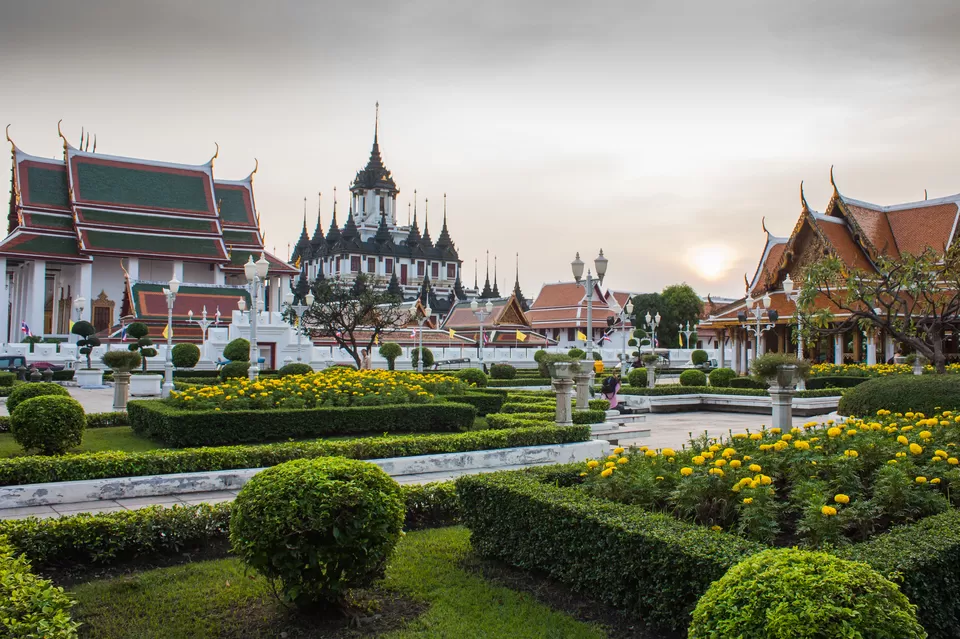 Photo of Wat Ratchanatda, Wat Bowon Niwet, Phra Nakhon, Bangkok, Thailand by Priya Pareek