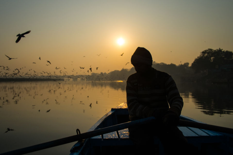 Photo of Delhiites Rejoice! Yamuna Is About To Get A Ferry Service by Priya Pareek