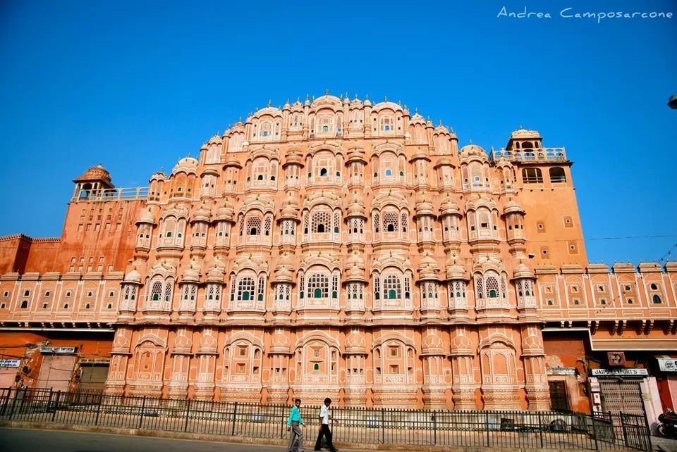Photo of Hawa Mahal, Hawa Mahal Road, Badi Choupad, J.D.A. Market, Kanwar Nagar, Jaipur, Rajasthan, India by Priya Pareek