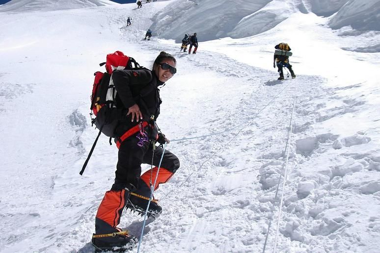 Photo of Woman Who Works At Whole Foods Is Ready To Scale Mt Everest 10th Time 3/6 by Priya Pareek
