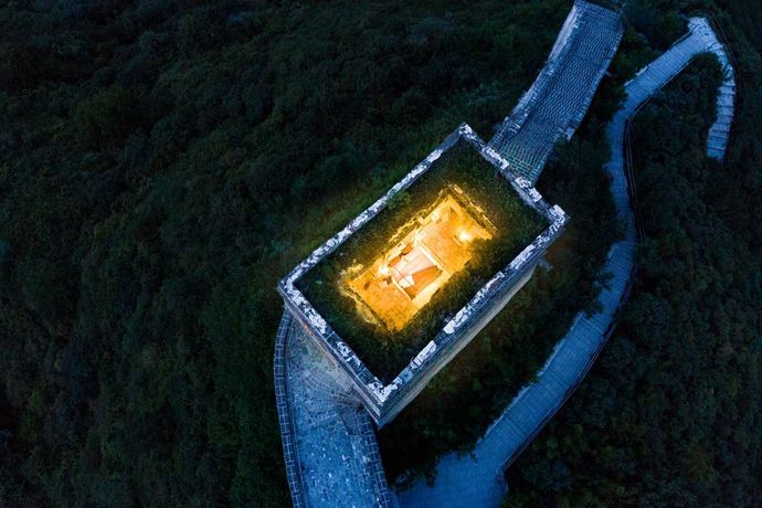 Photo of You Can Now Spend A Night At The Great Wall Of China 1/7 by Priya Pareek