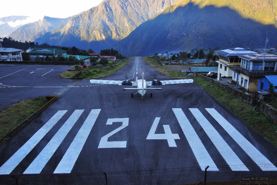 Photo of This Is The World's Most Dangerous Airport by Priya Pareek