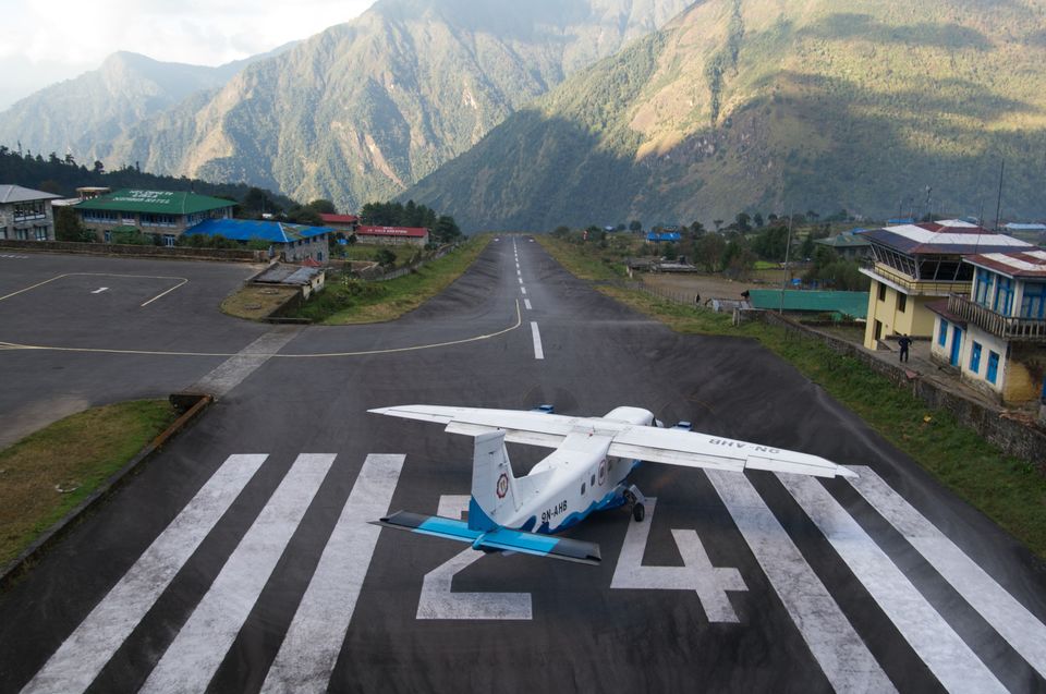 Photo of This Is The World's Most Dangerous Airport 2/2 by Priya Pareek
