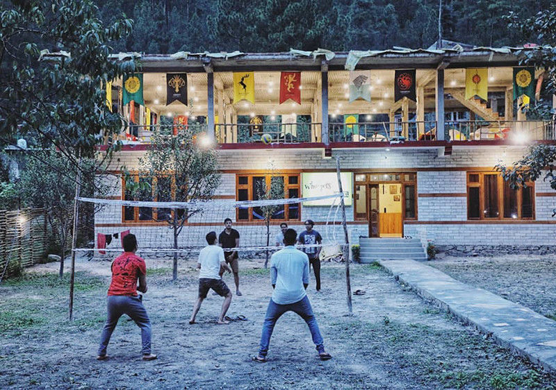 Photo of This Game Of Thrones Themed Hostel In Kasol Has Beds Starting @ ₹269 3/4 by Priya Pareek