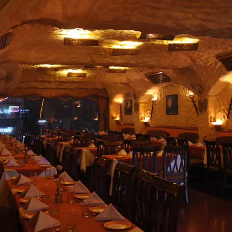 Photo of Black Pepper Restaurant, Astley Hall, Rajpur Road, Ashtley Hall, Irigation Colony, Karanpur, Dehradun, Uttarakhand, India by Priya Pareek