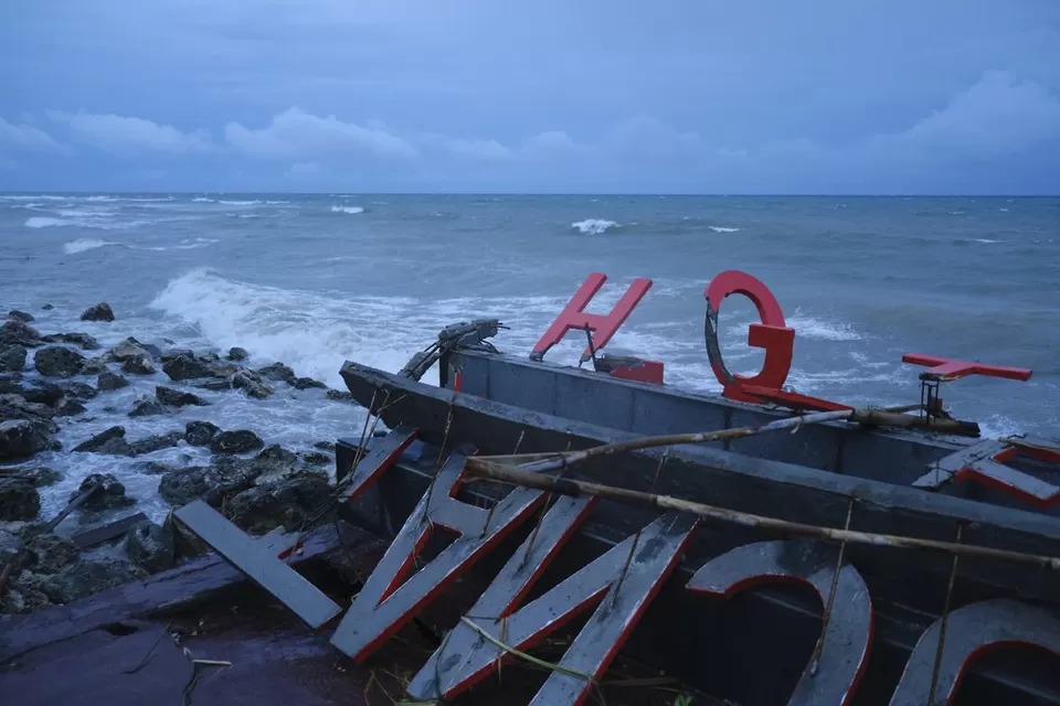 Photo of Indonesia Tsunami: Here’s The Detailed Travel Advisory by Priya Pareek