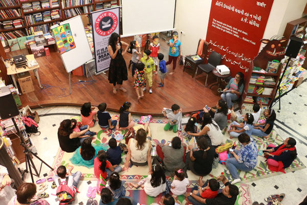 Photo of Kala Ghoda Arts Festival 2019: Complete Guide To The Most Famous Cultural Extravaganza 5/13 by Priya Pareek