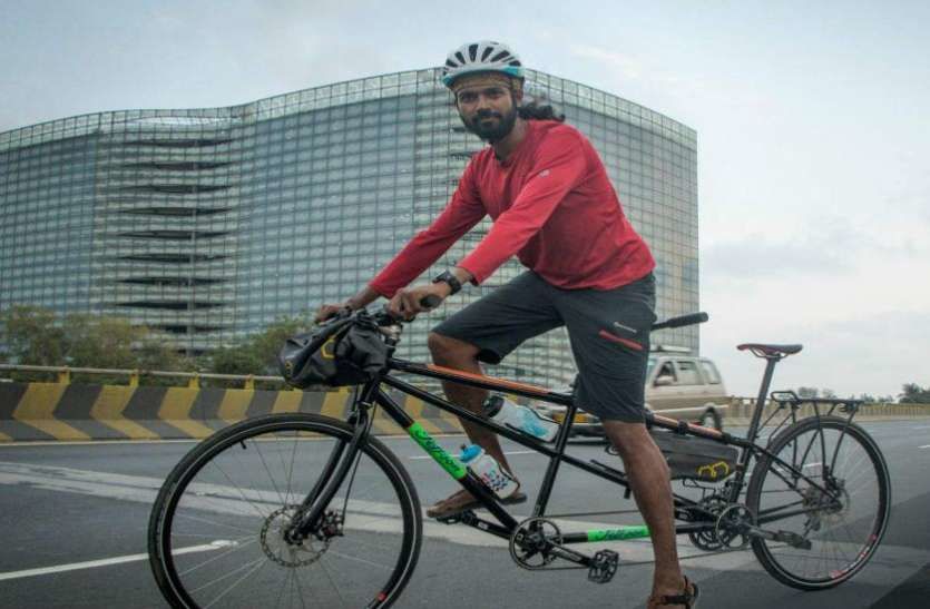 Photo of This Man Is Cycling From Chennai To Germany To Raise Awareness About Human Trafficking by Priya Pareek