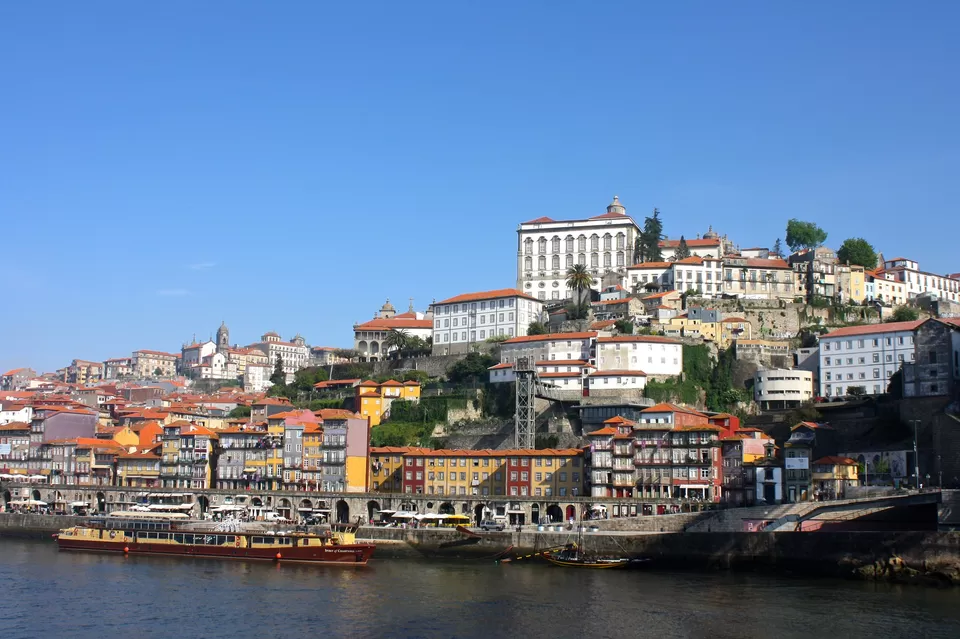Photo of Porto, Portugal by Priya Pareek