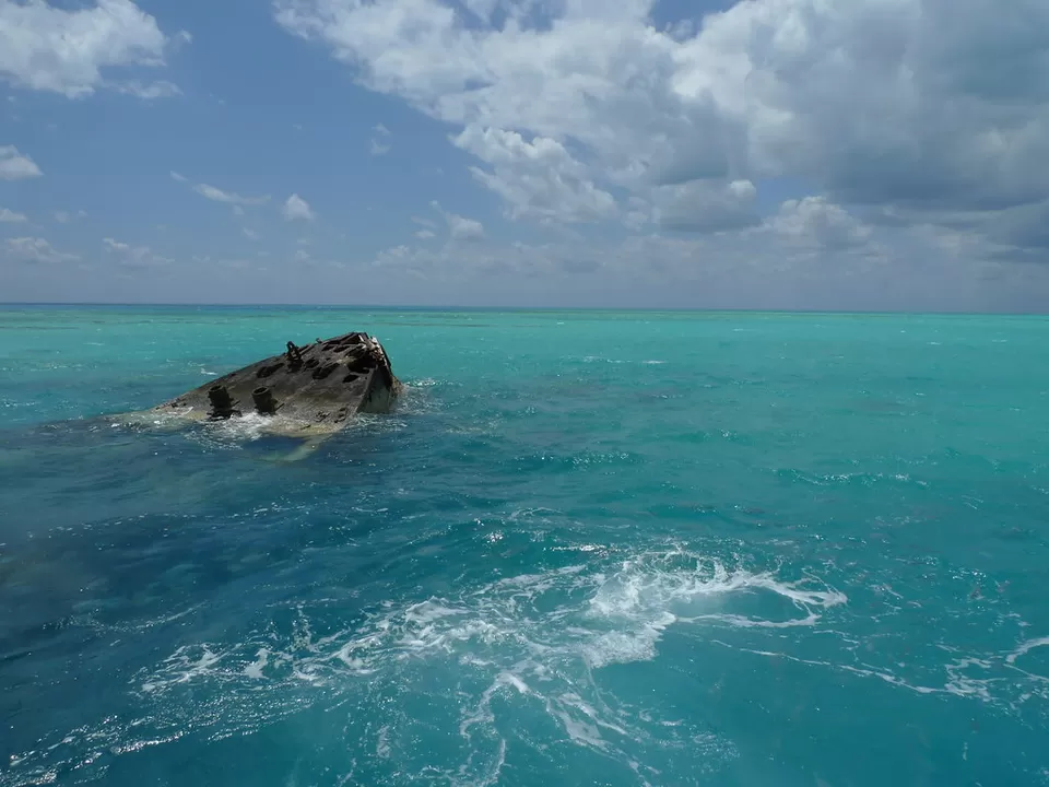 Photo of HMS Vixen, Bermuda by Priya Pareek