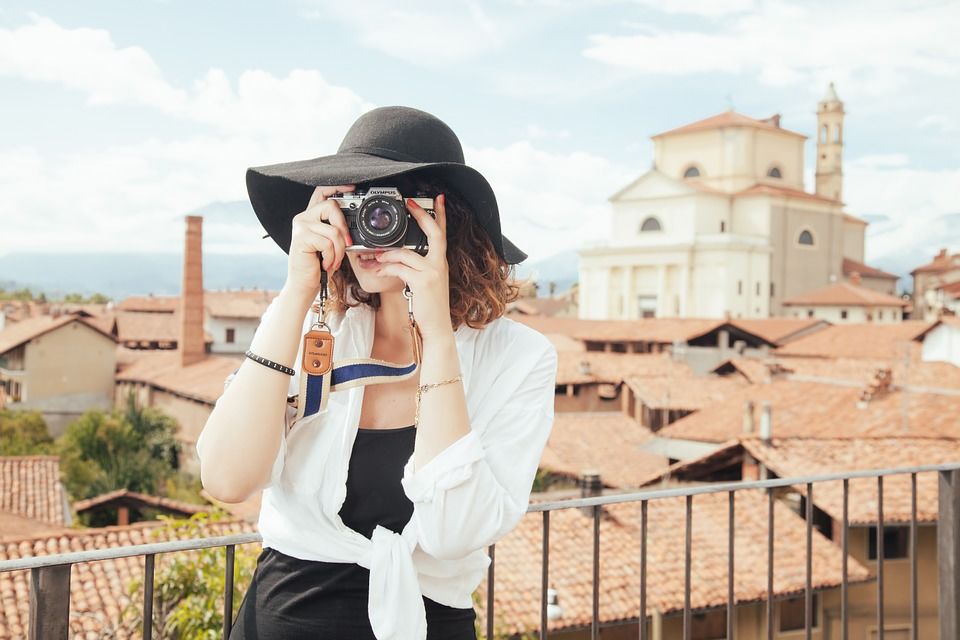 Photo of Dream Job Alert! Get Paid $10,000 to Travel the World and Take Photos as a 'Suntern' by Priya Pareek