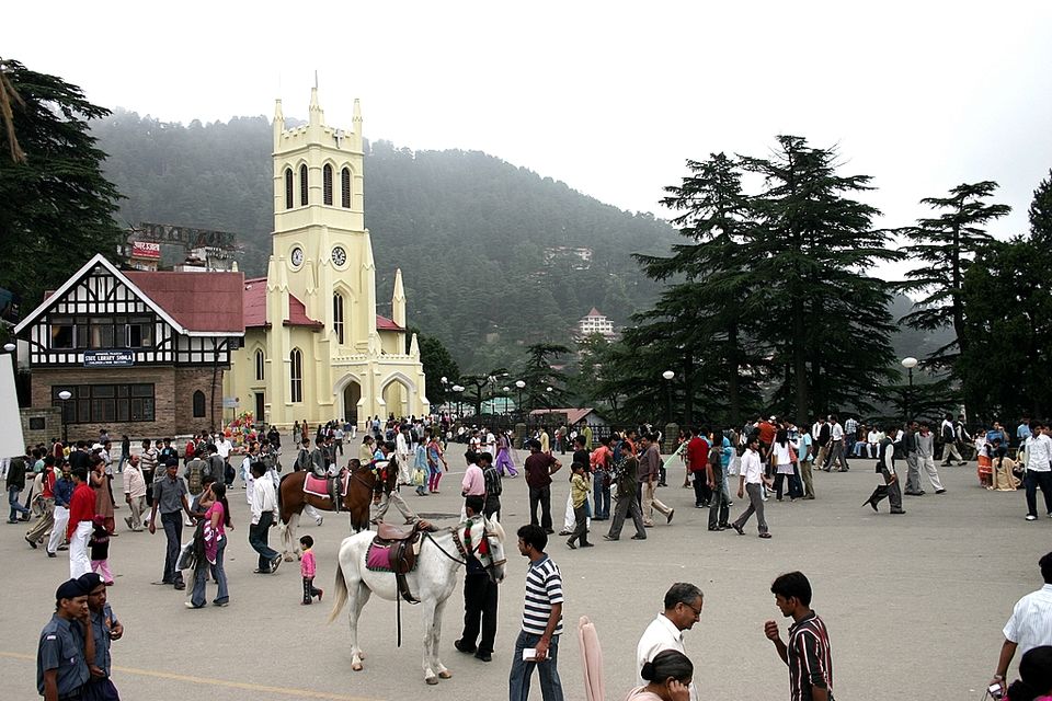 Photo of Tourists Returning Due to Overcrowding at Hill Stations by Priya Pareek