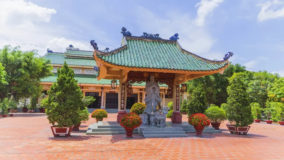 Photo of Temple Of Literature, Quốc Tử Giám, Văn Miếu, Đống Đa, Hanoi, Vietnam by Priya Pareek