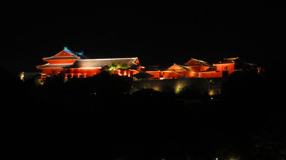 Photo of Japan: Fire Destroys 600-Year-Old Shuri Castle Complex by Priya Pareek