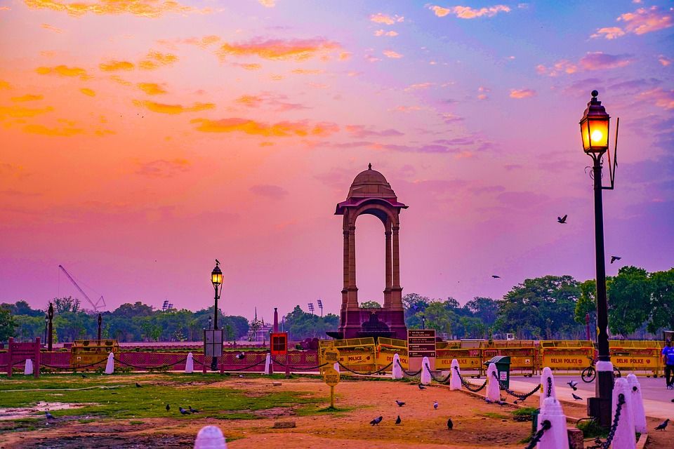 Photo of Delhi Goes Under Lockdown for Six More Days! Read the Complete Guidelines Here by Priya Pareek