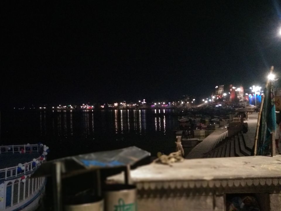 Photo of Dashashwamedh Ghat by Bhavya Sharma