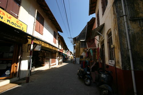 Photo of Jews Street, Jew Town, Kappalandimukku, Kochi, Ernakulam, Kerala, India by Travel With Jaggu