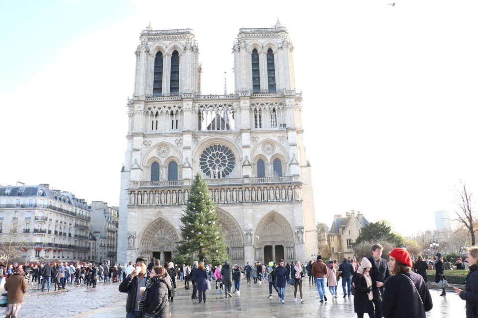 Photo of Cathédrale Notre-Dame de Paris, Parvis Notre-Dame - place Jean-Paul-II, Paris, France by Sagarika Mohanty