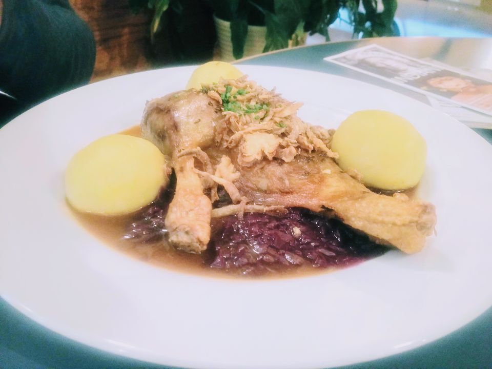 Photo of Cafe Slavia, Smetanovo nábřeží, Old Town, Czechia by Sagarika Mohanty
