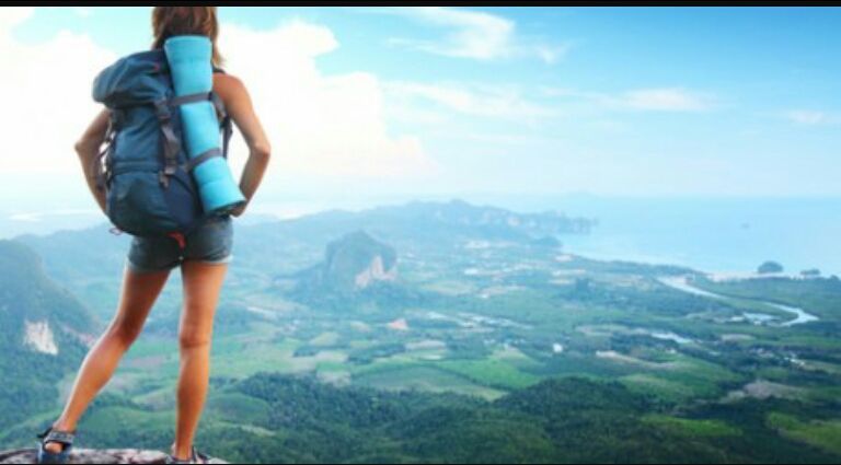 Photo of Essentials to pack for solo women backpack trip 2/2 by Ghumakad Geetika