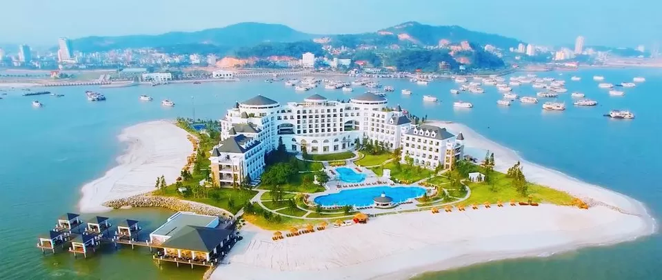 Photo of Vinpearl Ha Long Bay Resort, Hạ Long - Đảo Rều, Thành phố Hạ Long, Quảng Ninh Province, Vietnam by Sonal Agarwal