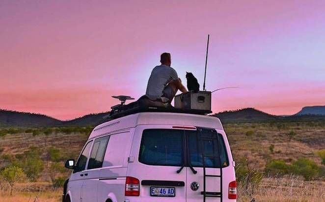 Photo of Man Quits His Job to Travel with His Cat Across the Continent by Sonal Agarwal