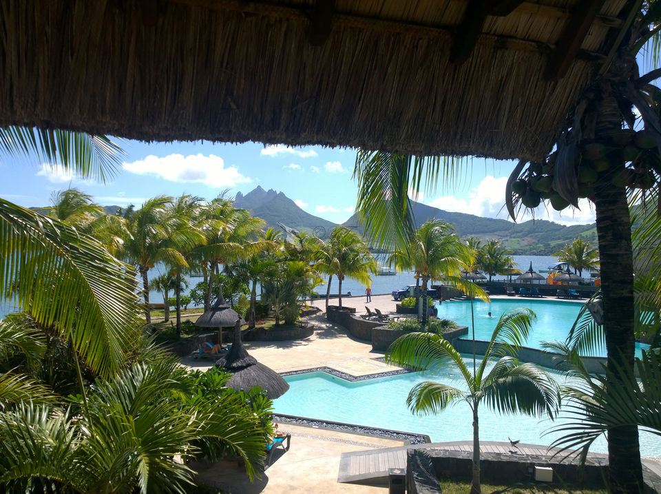 Photo of Laguna Beach Hotel & Spa, Grand River South East, Mauritius by Yagnesh