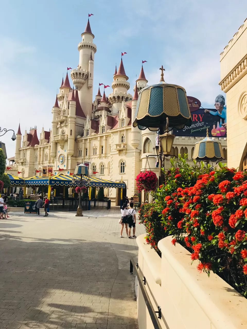 Photo of Sentosa Gateway, Universal Studios Singapore, Singapore by Mn_says