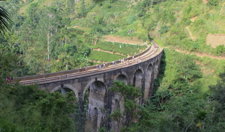Photo of Nine Arches Bridge, Sri Lanka by Abhinav Sharma
