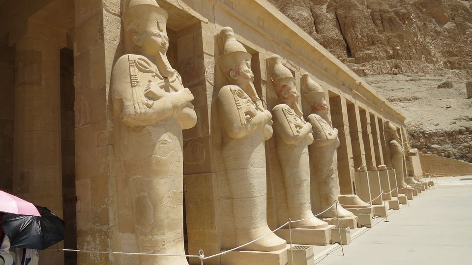 Photo of Mortuary Temple of Hatshepsut, Qesm Al Wahat Al Khargah, New Valley Governorate, Egypt by Amrita Banerjee