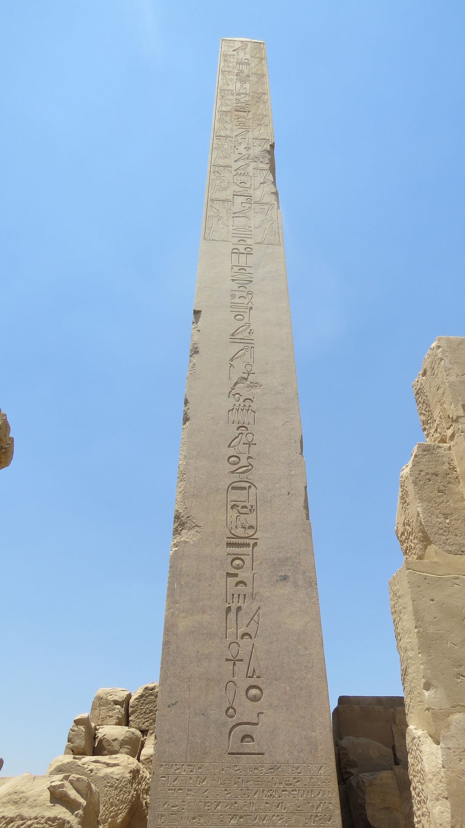 Photo of Karnak Temples, El-Karnak, Luxor, Luxor Governorate, Egypt by Amrita Banerjee