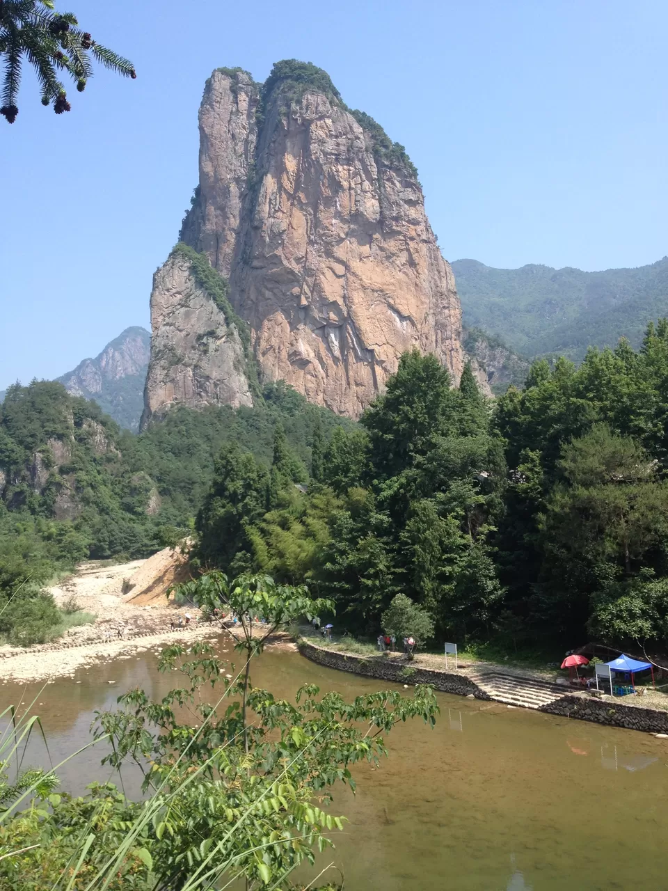 Photo of Yandang Mountains, Wenzhou, Zhejiang, China by Yizhen Yap
