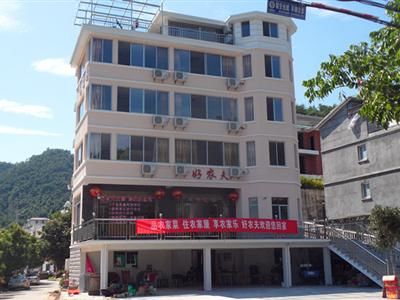 Photo of by Yizhen Yap