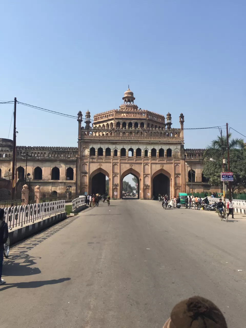 Photo of Rumi Darwaza, Machchhi Bhavan, Lucknow, Uttar Pradesh, India by Suhani Sharma
