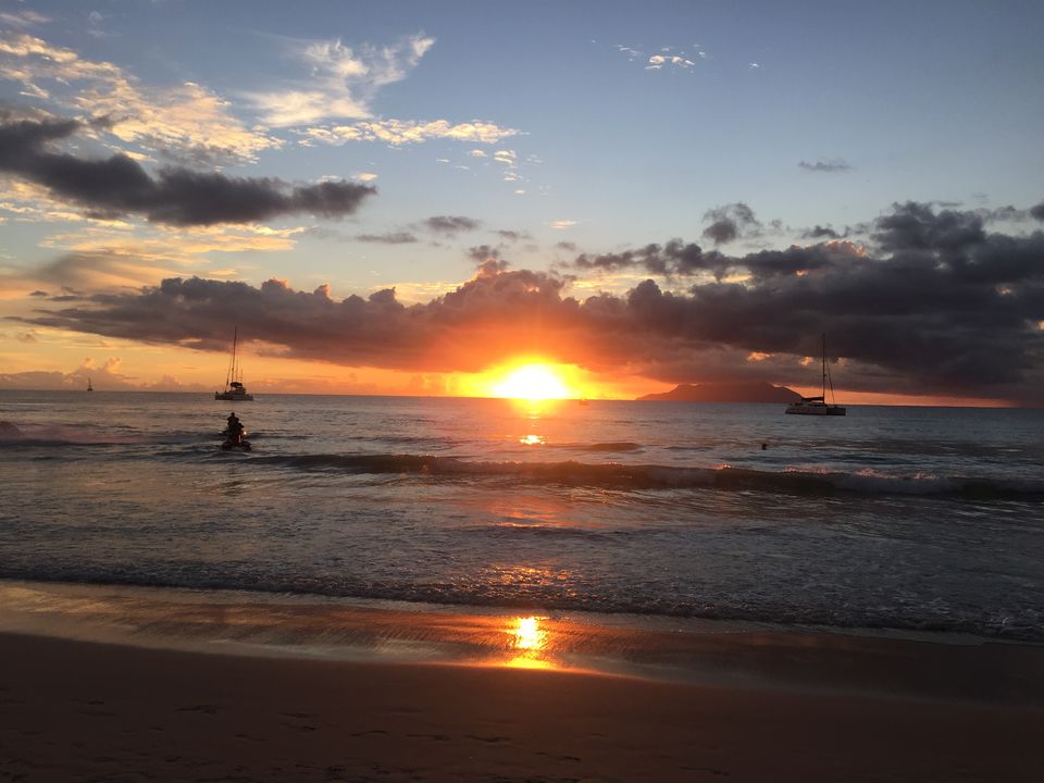 Photo of How a total stranger gifted me a Perfect day in Seychelles 11/19 by Suhani Sharma