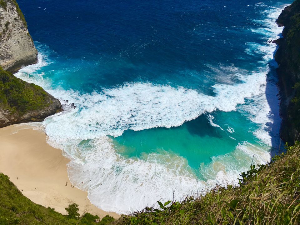 Photo of Kelingking Beach, Bunga Mekar, Klungkung Regency, Bali, Indonesia by Suhani Sharma