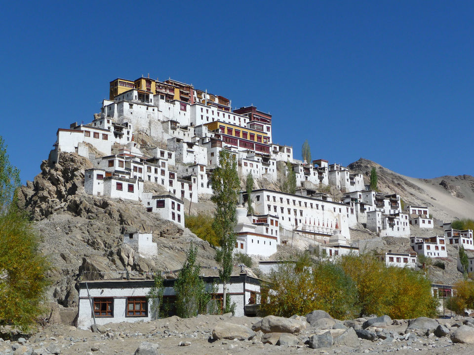Photo of Details About Direct Bus From Delhi To Leh (Leh & Ladakh) 5/5 by Saket Chitram