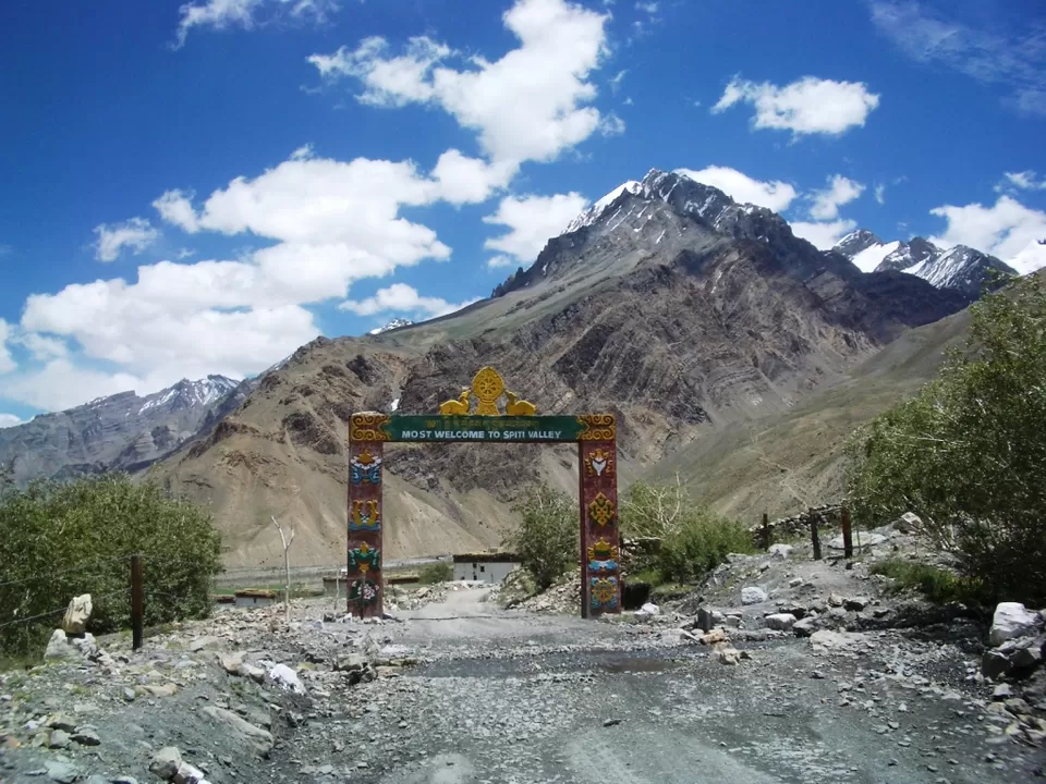 Photo of Spiti Valley, Marango Rangarik, Himachal Pradesh by Saket Chitram