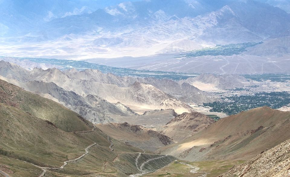 Photo of How To Reach SPITI - The Most Offbeat Place In Himachal Pradesh by Saket Chitram