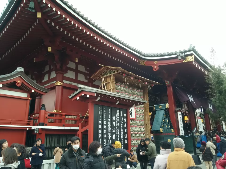 Photo of Sensō-ji Temple, Taito, Tokyo, Japan by Dianne Goh
