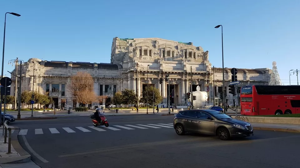 Photo of Milano Centrale Railway Station, Piazza Duca d'Aosta, Milan, Metropolitan City of Milan, Italy by Dianne Goh