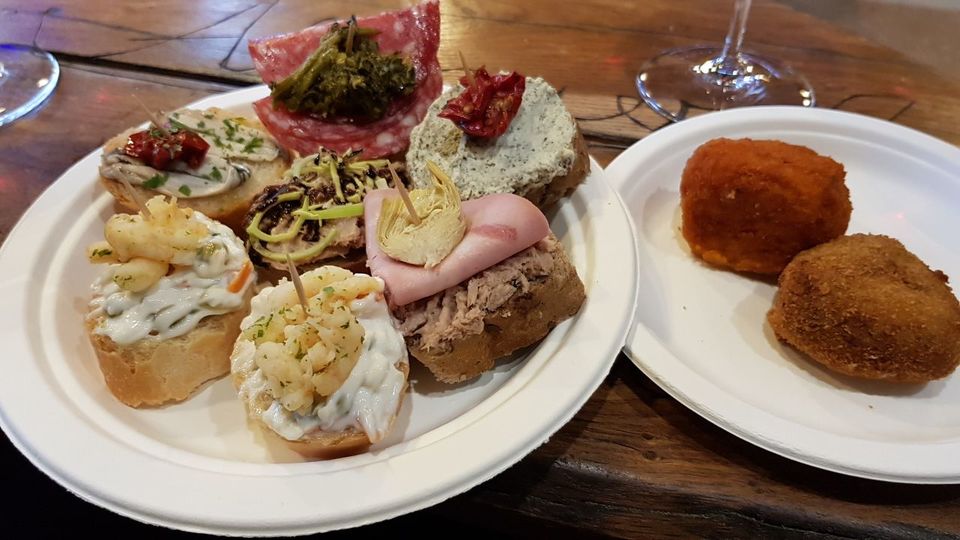 Photo of Osteria Al Squero, Dorsoduro, Venice, Metropolitan City of Venice, Italy by Dianne Goh