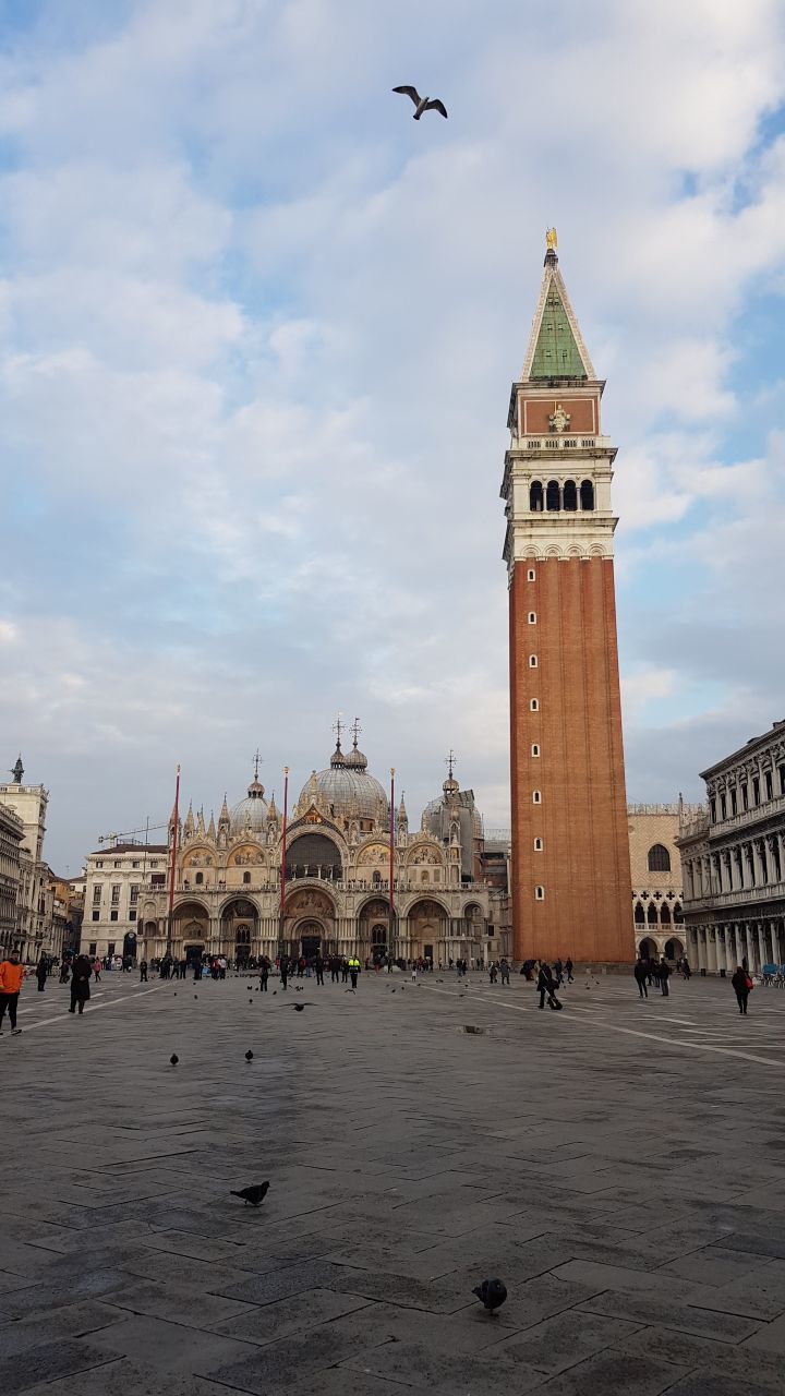 Photo of Doge's Palace, Piazza San Marco, Venice, Metropolitan City of Venice, Italy by Dianne Goh